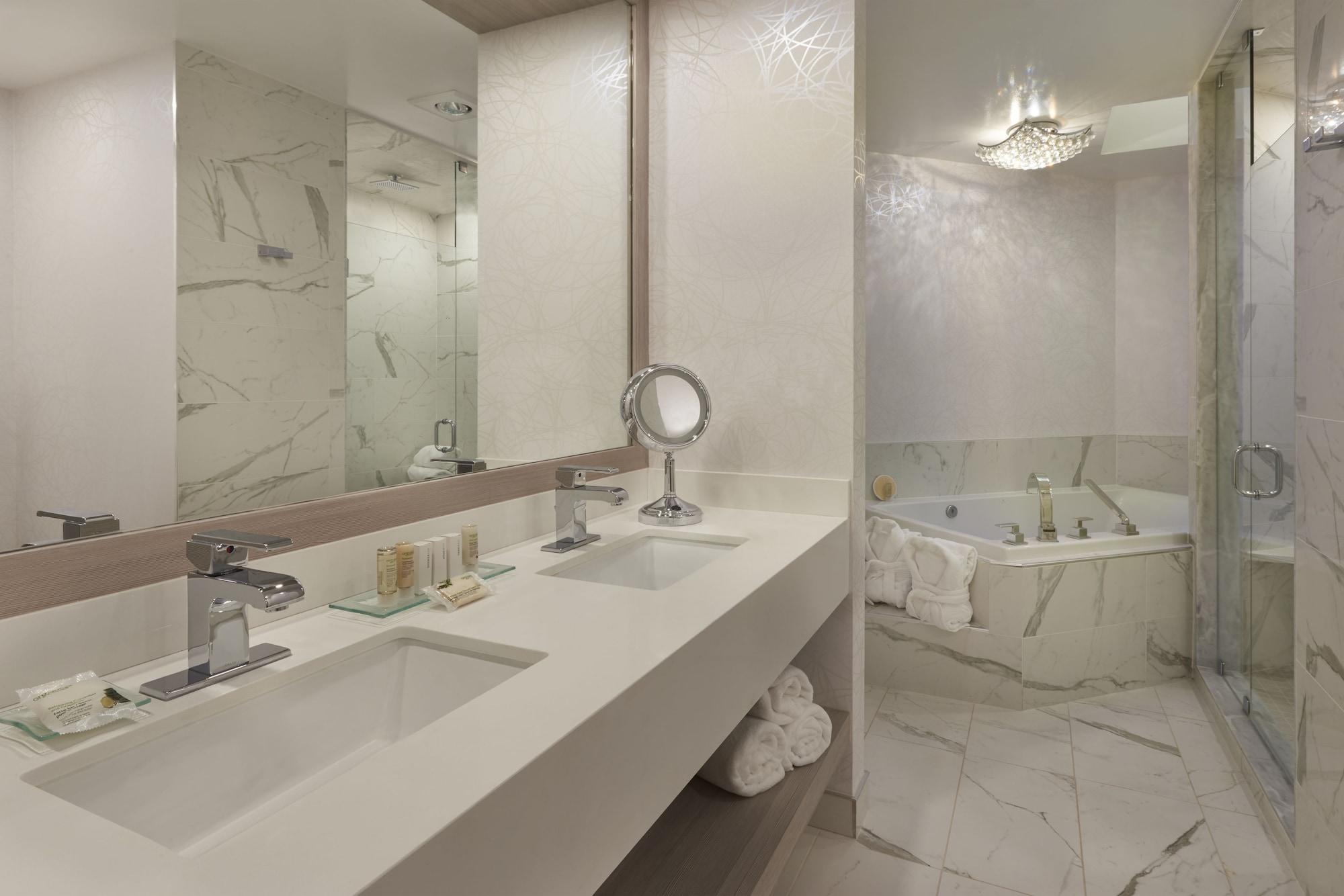 White Oaks Conference & Resort Spa Niagara-on-the-Lake Εξωτερικό φωτογραφία Bathroom