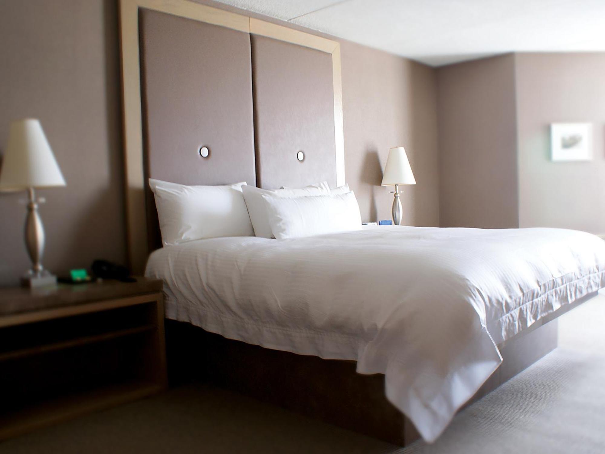 White Oaks Conference & Resort Spa Niagara-on-the-Lake Εξωτερικό φωτογραφία A bedroom at the Hilton San Francisco