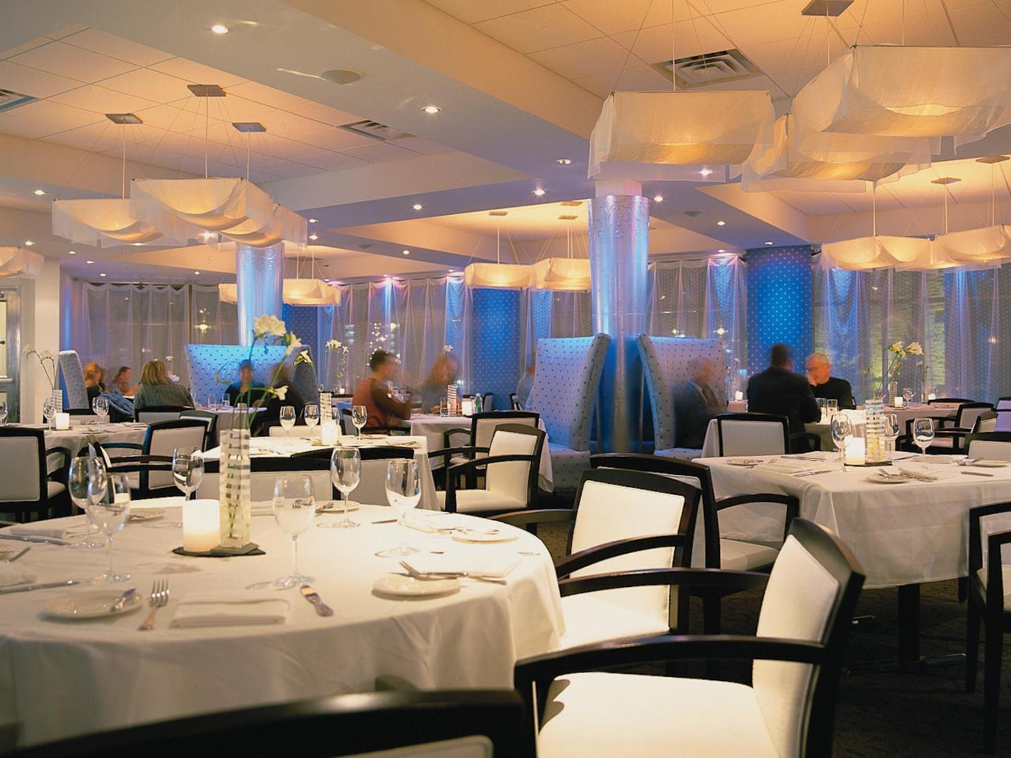 White Oaks Conference & Resort Spa Niagara-on-the-Lake Εξωτερικό φωτογραφία The interior of the restaurant