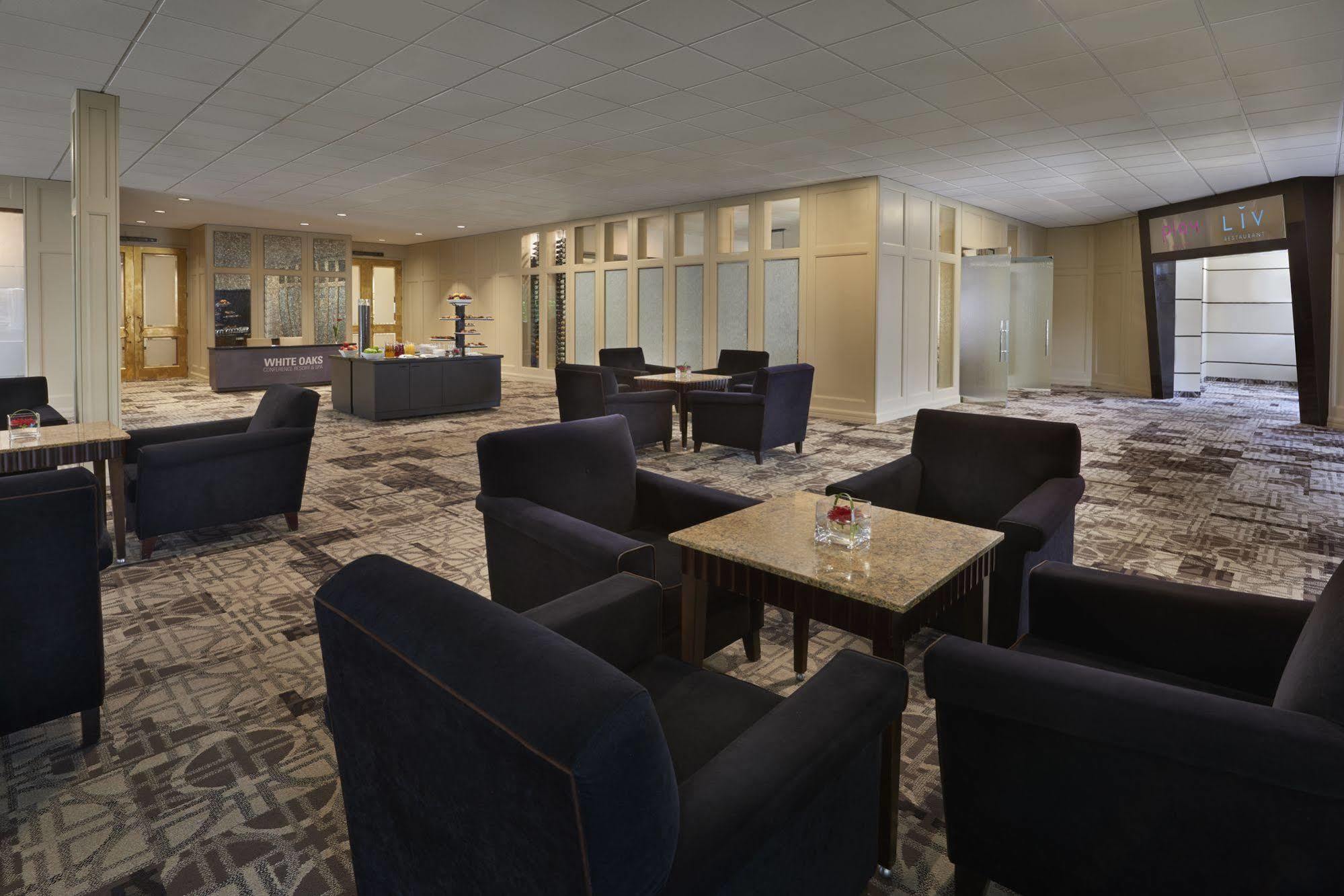 White Oaks Conference & Resort Spa Niagara-on-the-Lake Εξωτερικό φωτογραφία The Westin Club Lounge at Ottawa International Airport